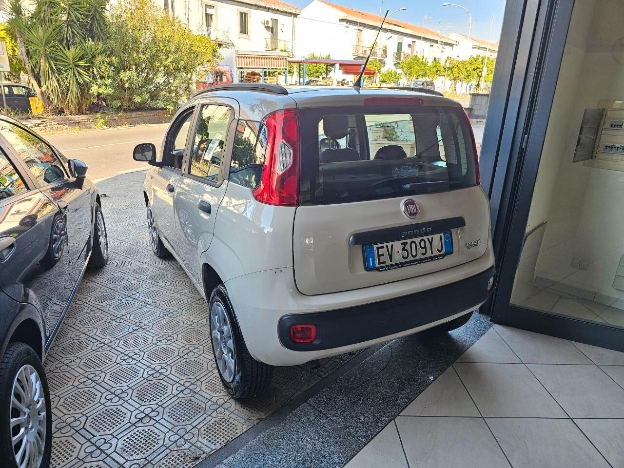 Fiat Panda 0.9 TwinAir Turbo Natural Power Lounge