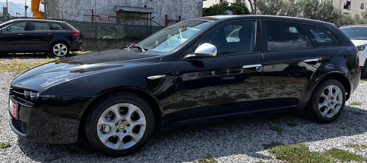 Alfa Romeo 159 2.0 JTDm Sportwagon Distinctive