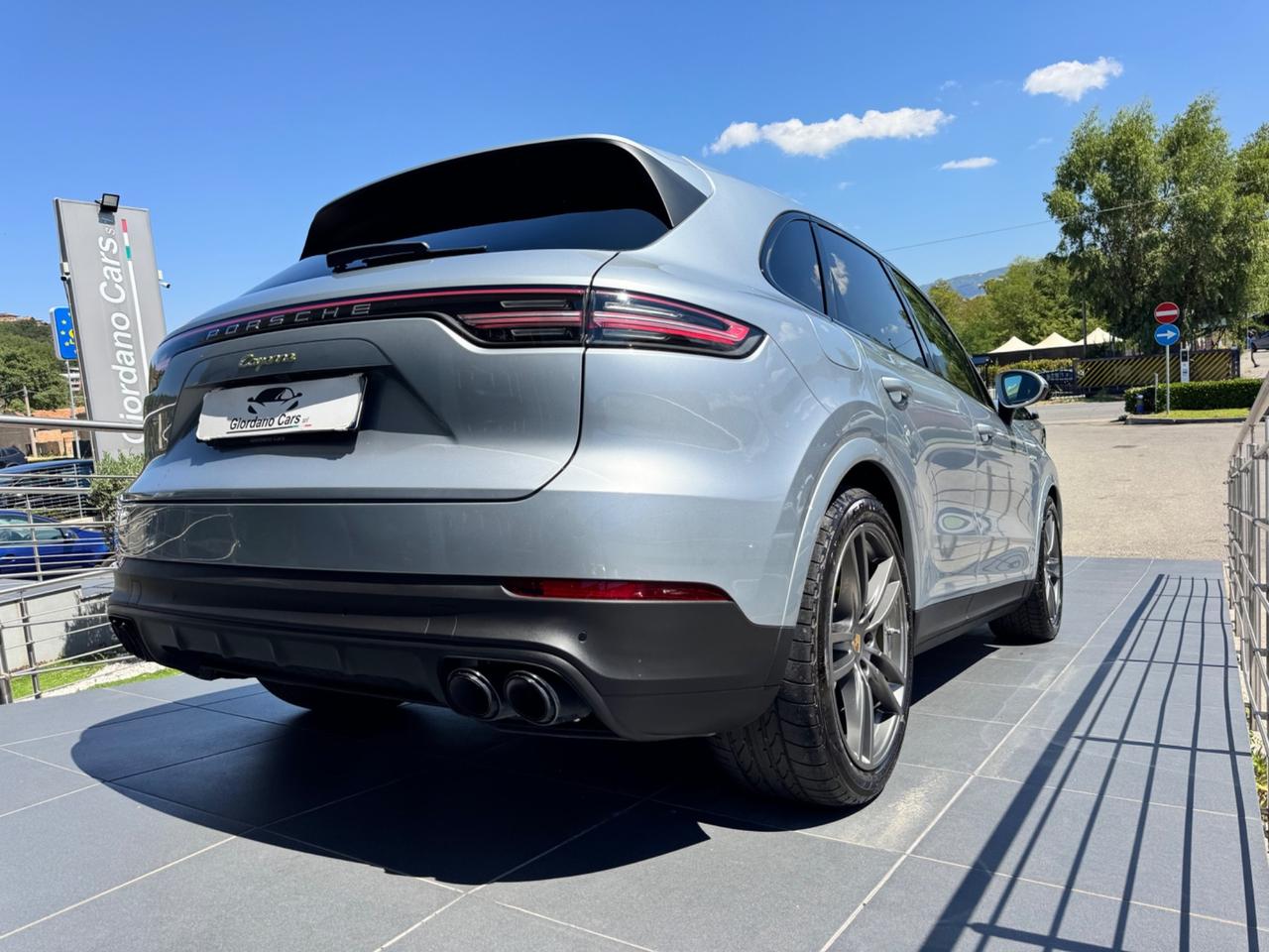 Porsche Cayenne 3.0 V6 E-Hybrid open edition uni pro italiana