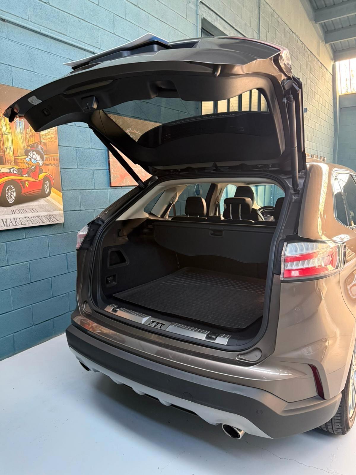 EDGE 238CV AWD TETTO E SEDILI RISCALDATI