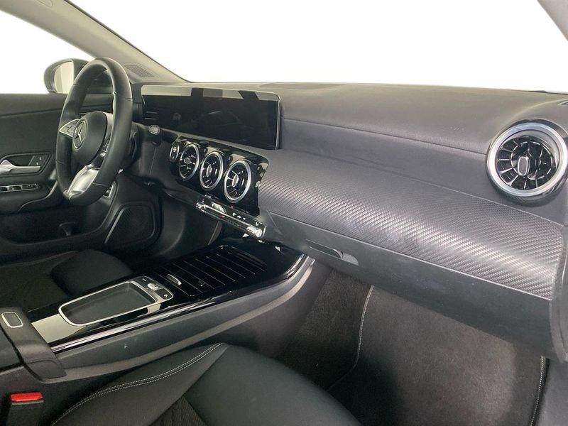 Mercedes-Benz CLA CLA 180 d Advanced