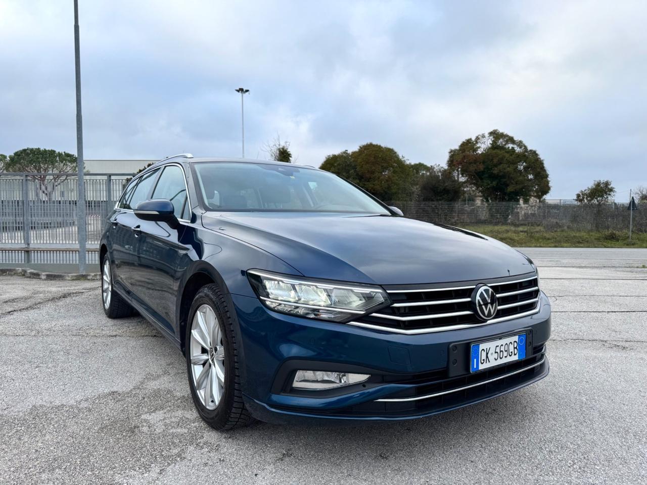VOLKSWAGEN PASSAT 2.0 Tdi EVO Dsg-Virtual Led Navi