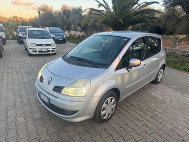 RENAULT Grand Modus 1.5 dCi 85CV Dynamique