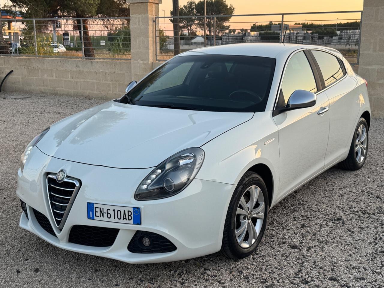 Alfa Romeo Giulietta 1.6 JTDm-2 105 CV Distinctive