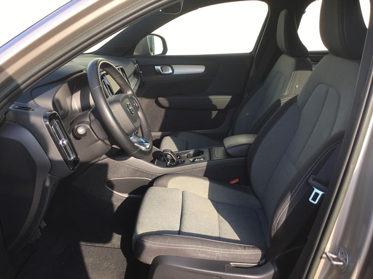 Volvo XC40 B3 automatico Core