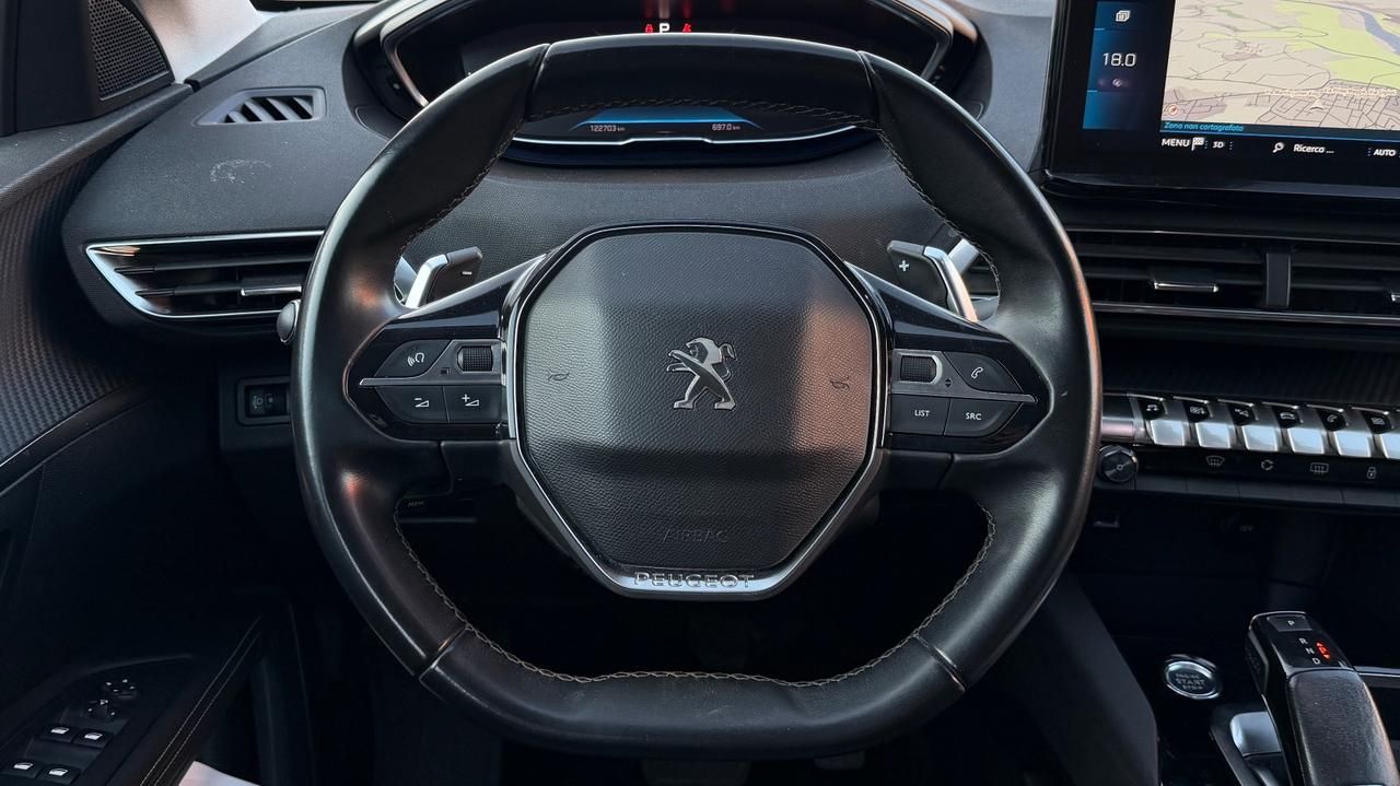 PEUGEOT 5008 1.5 ALLURE 131CV - SETTE POSTI, FULL LED, NEOPATENTATI