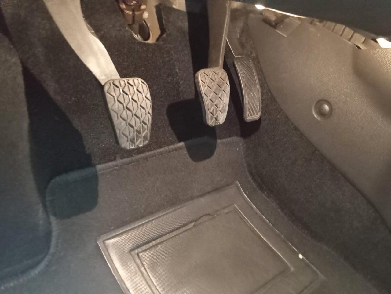 Ford Fiesta 1.4 5p. Bz.- GPL Titanium unipro COME NUOVA