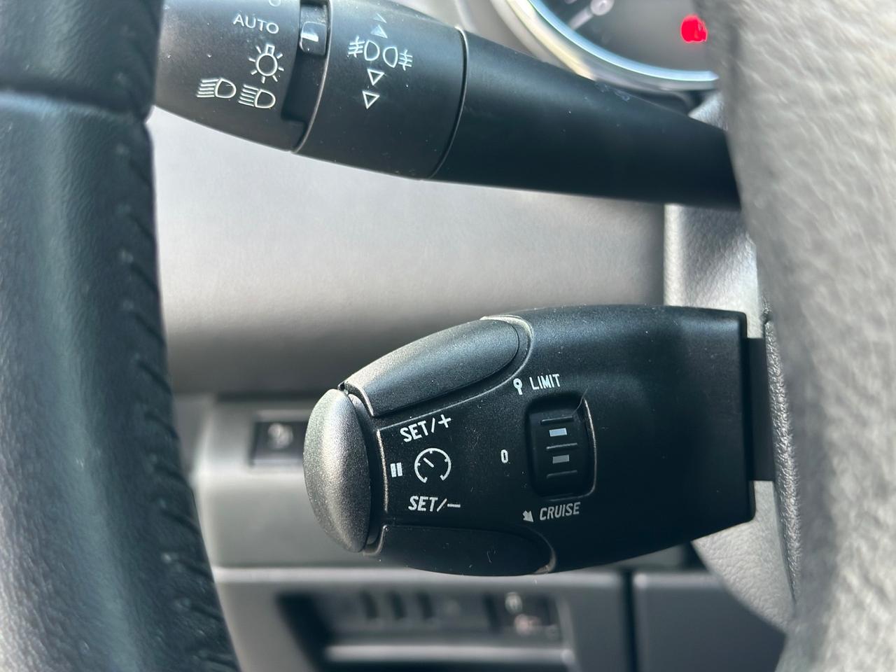 Peugeot 3008 1.6 HDi 115CV Business MY 2014