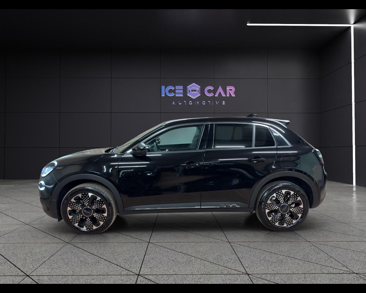 FIAT 600 Hybrid 110 CV DCT MHEV La Prima