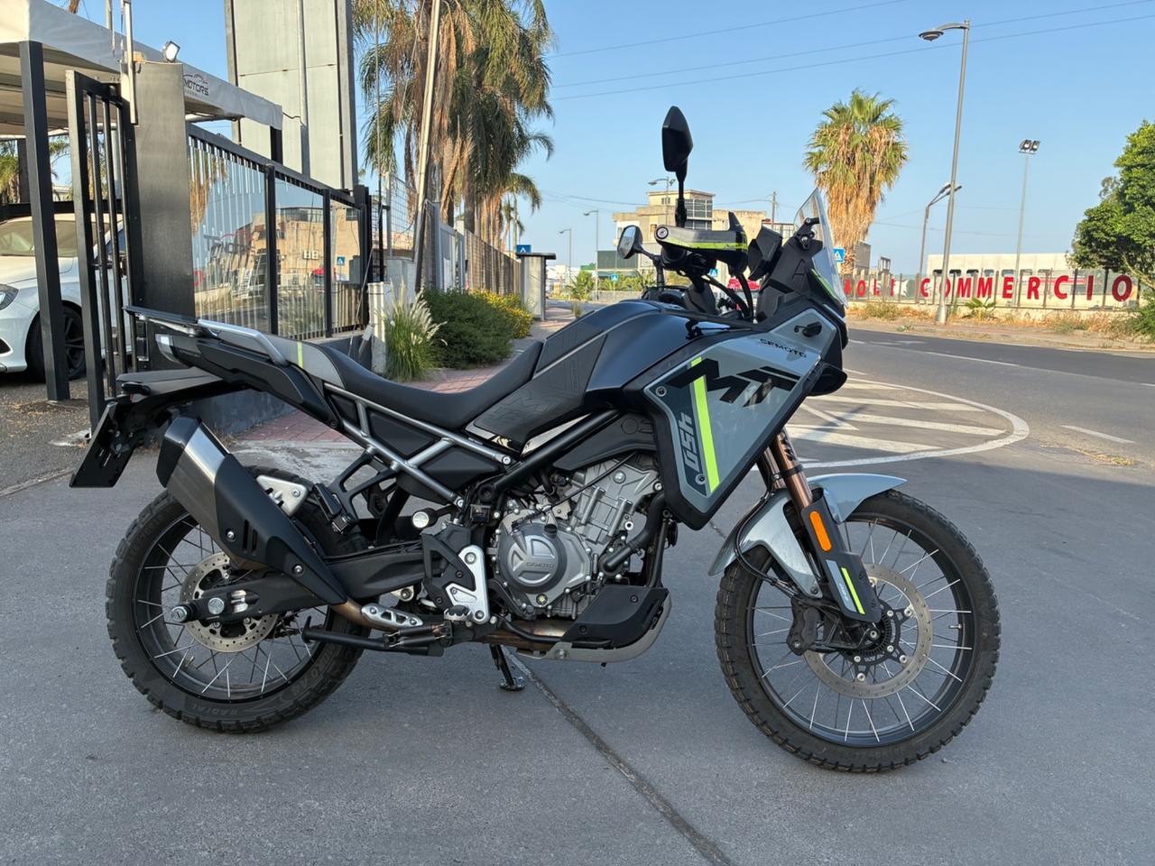 Cf Moto 450MT SOLO 8000 KM - 2025