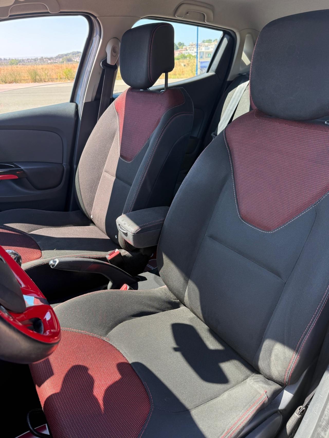 Renault Clio 1.2 16V 5 porte Live!
