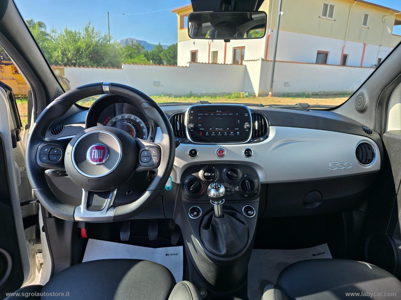 FIAT 500 1.0 Hybrid Hey Google