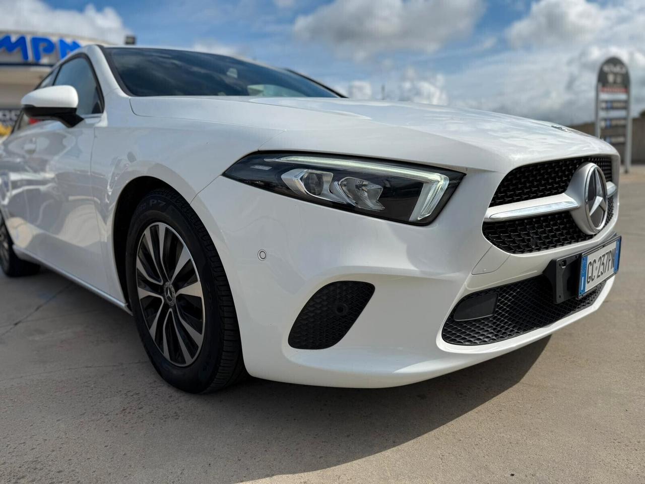 MERCEDES CLASSE A 180 D AUTOMATIC BUSINESS EXTRA