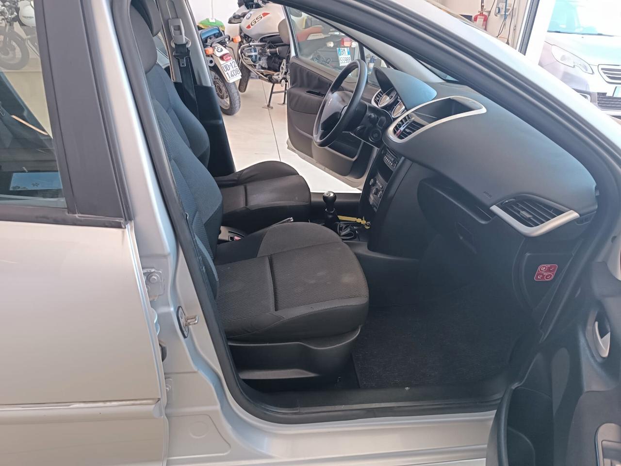 Peugeot 207 1.4 HDi 70CV FAP 5p. XS