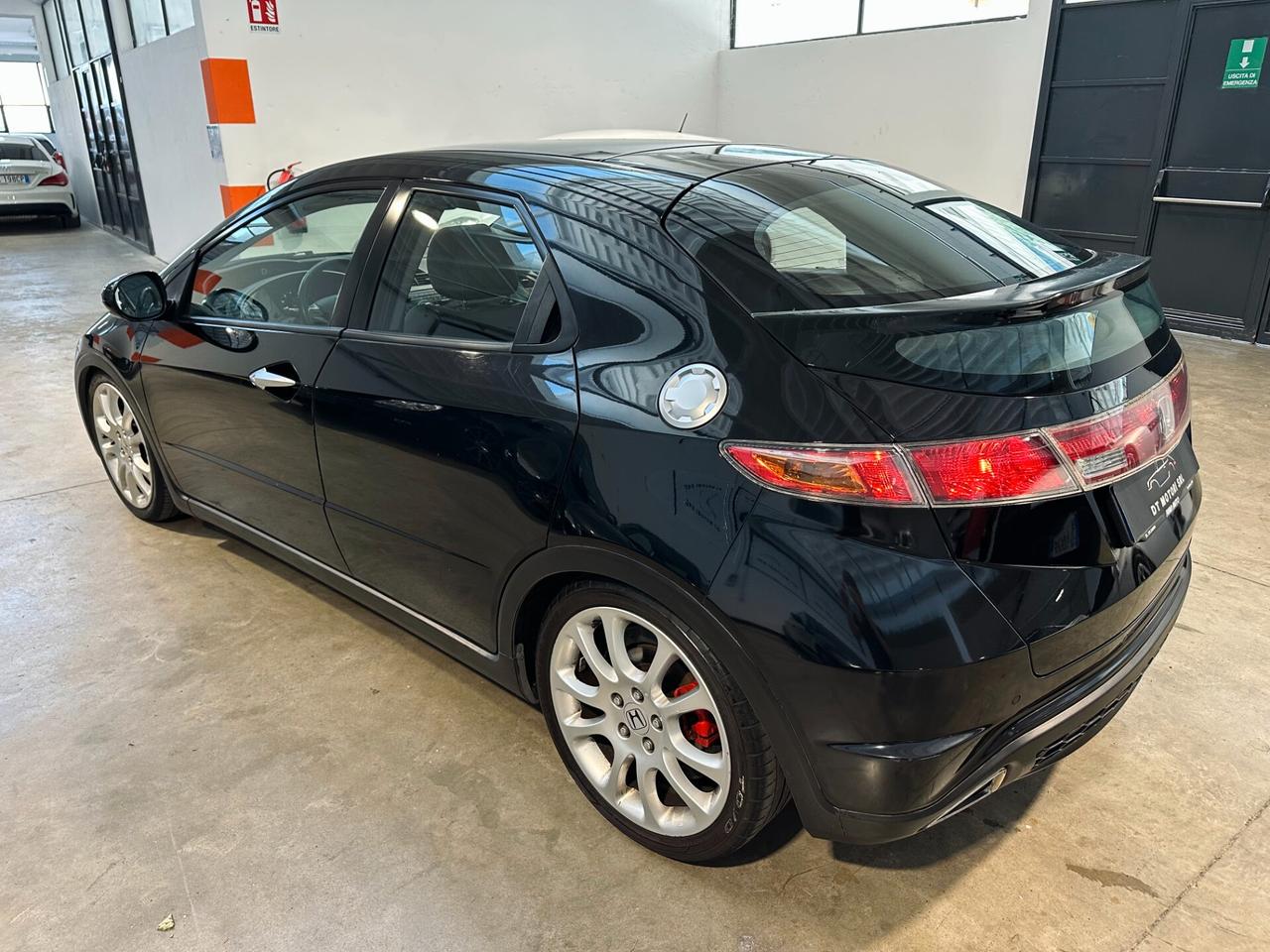 Honda Civic 1.8 i-VTEC 5p. AUTOMATICA