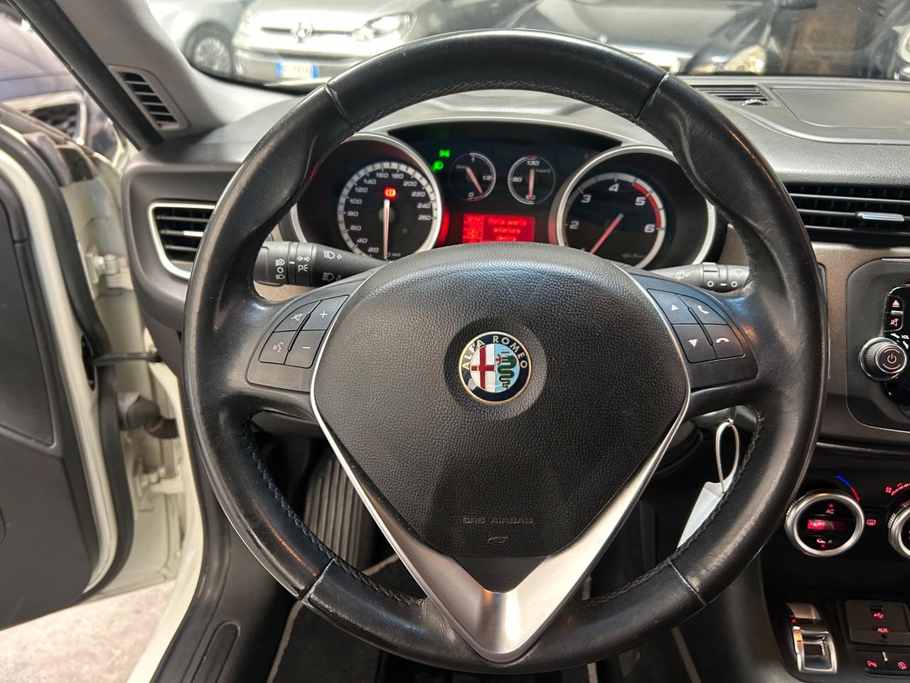 Alfa Romeo Giulietta 1.6 JTDm-2 105 CV Distinctive