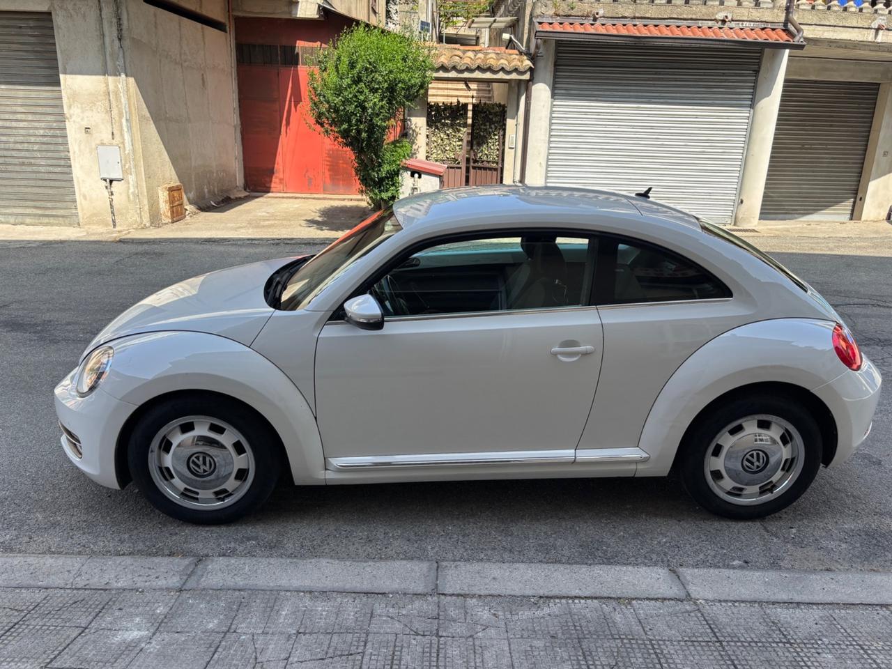 Volkswagen Maggiolino 1.6 TDI Design
