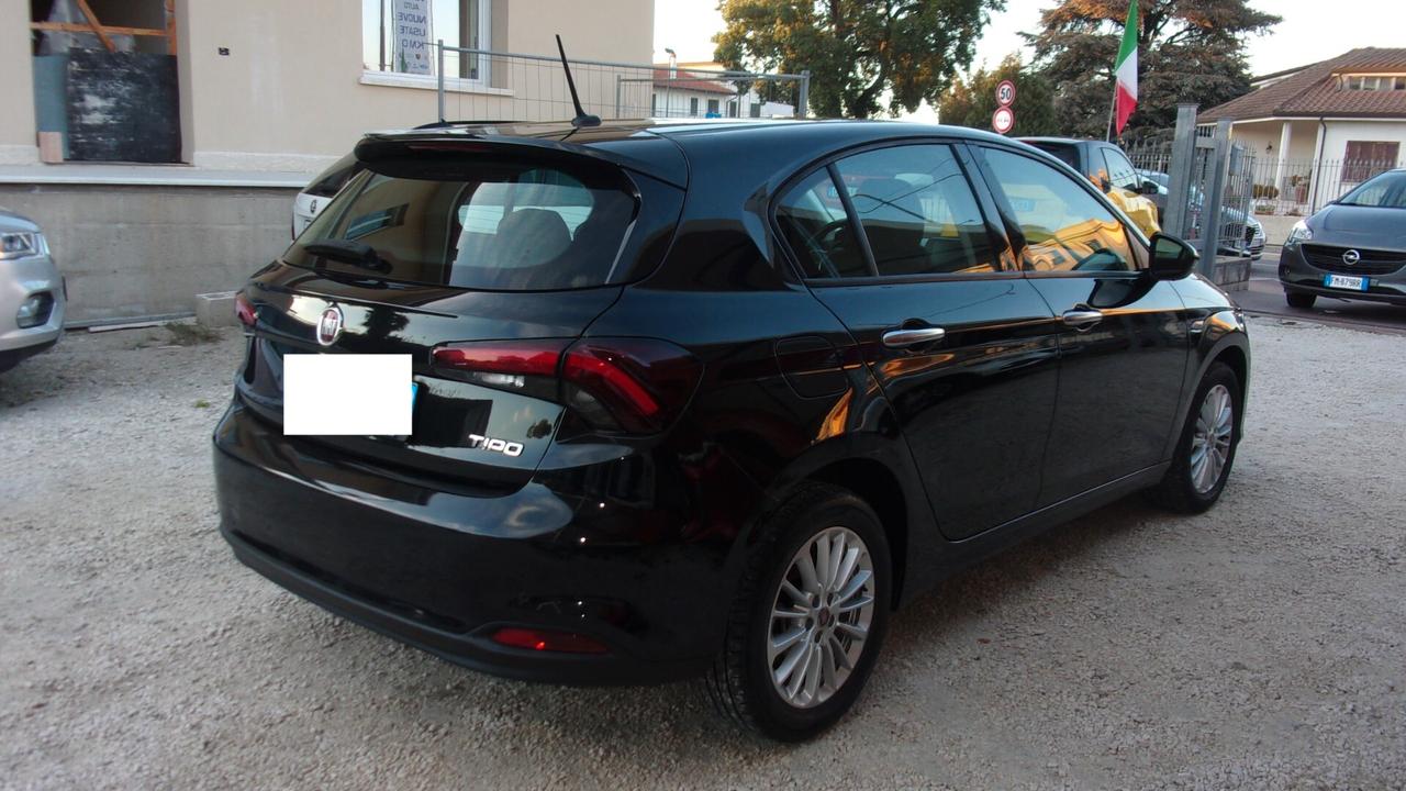 Fiat Tipo 1.6 Mjt S&S 5 porte City Cross