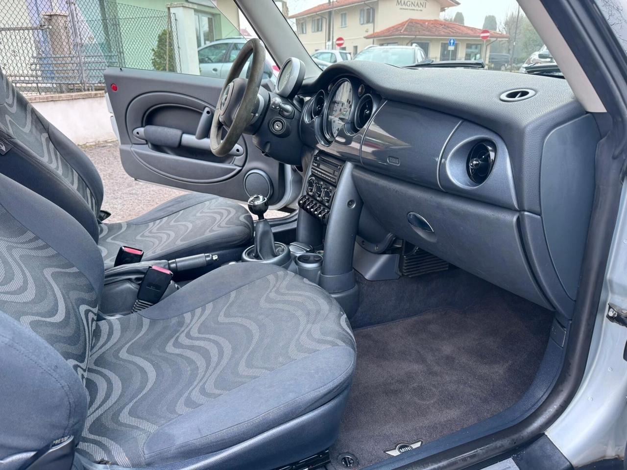 Mini 1.6 16V One de luxe