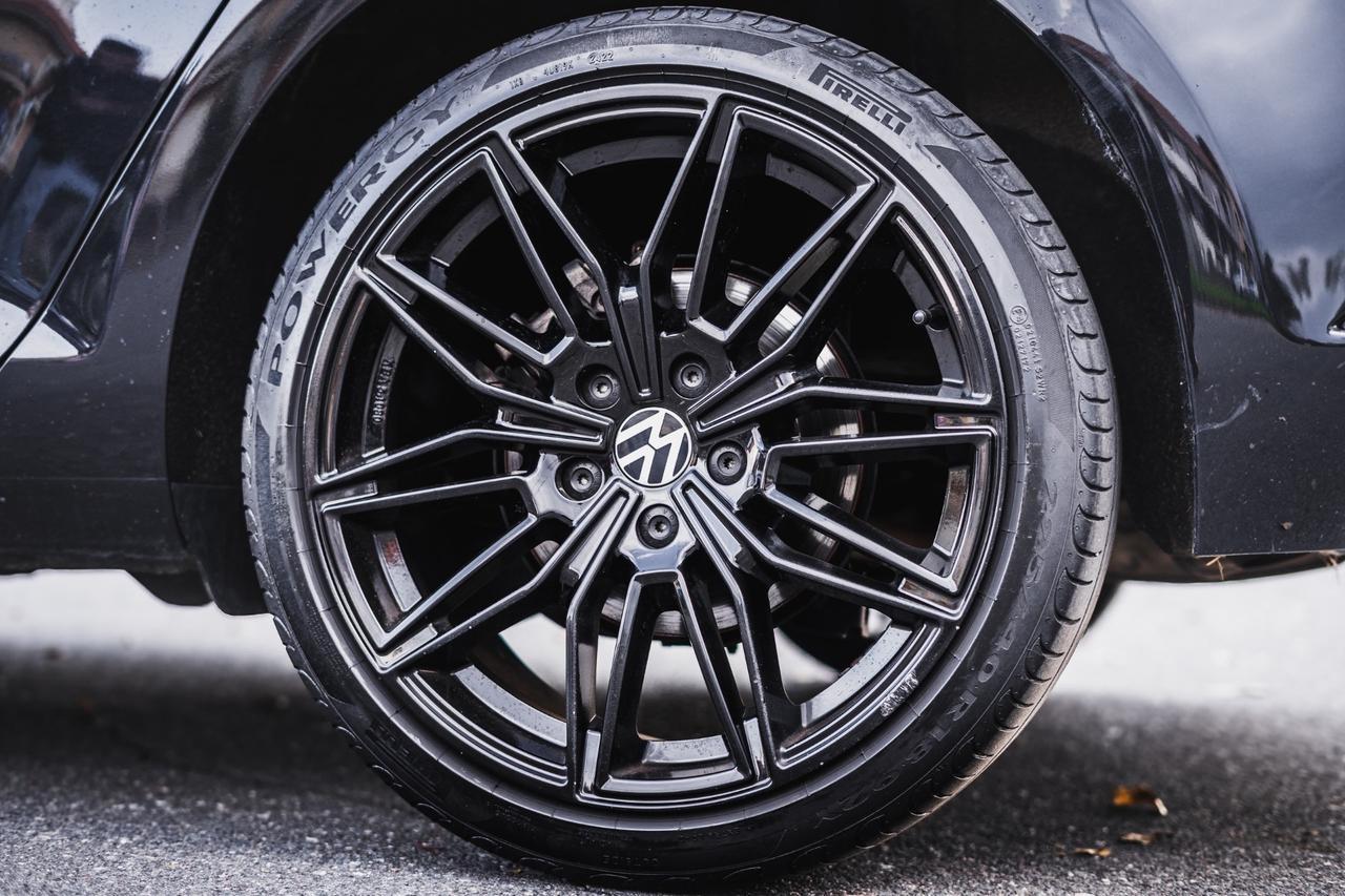 Volkswagen Golf 7.5 1.6 TDI 115 CV 5p. COCKPIT - 2018