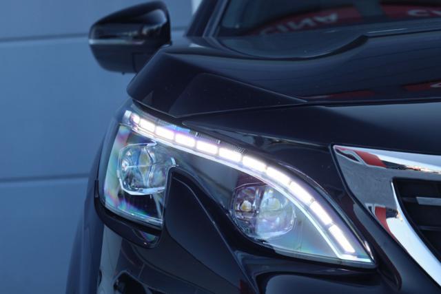 PEUGEOT 5008 PureTech 7 POSTI 130 S&S EAT8 GT Line