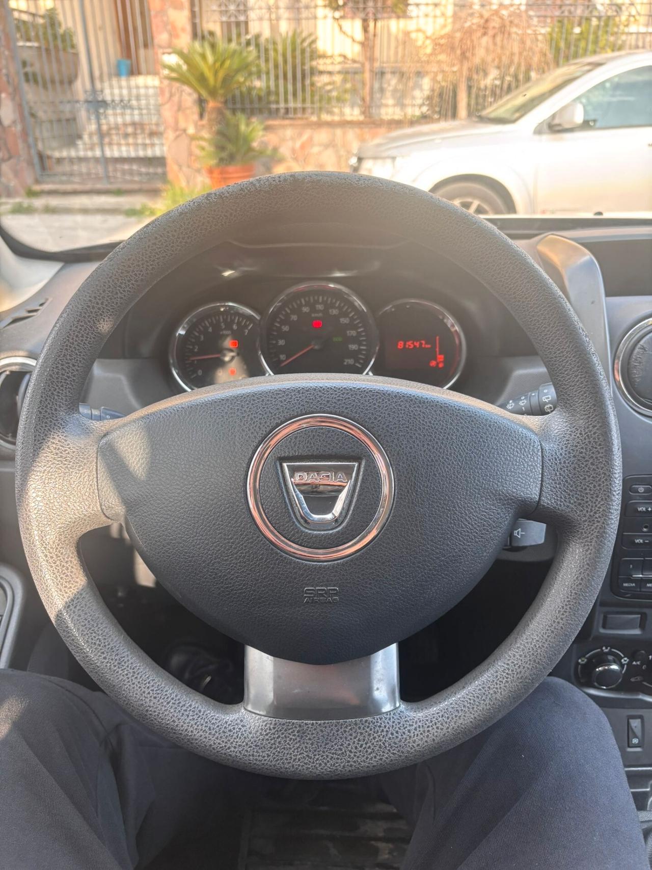 Dacia Duster 1.6 115 SES 4X2 GPL SERIE BLACK SHADOW