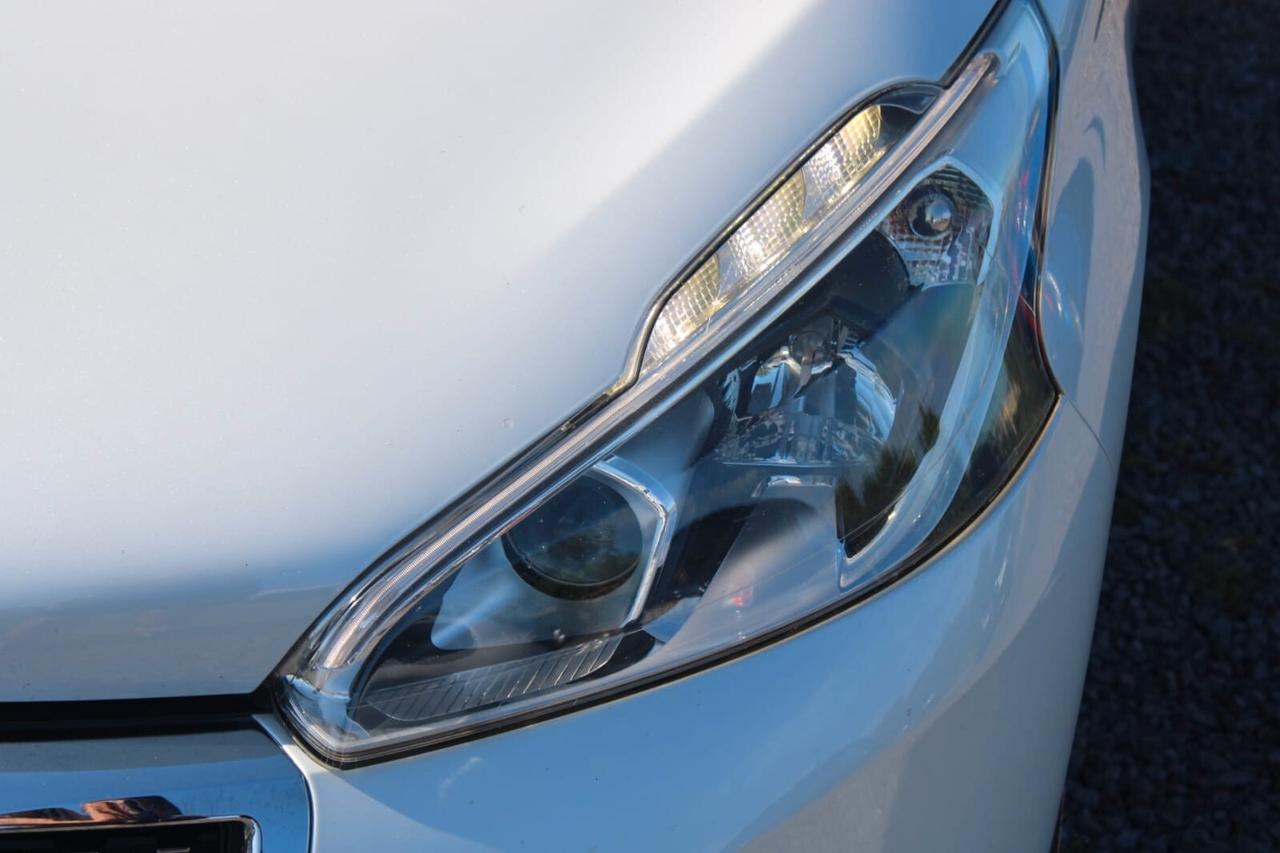 Peugeot 208 Tua A SOLI 115€ al mese Anticipo Zero
