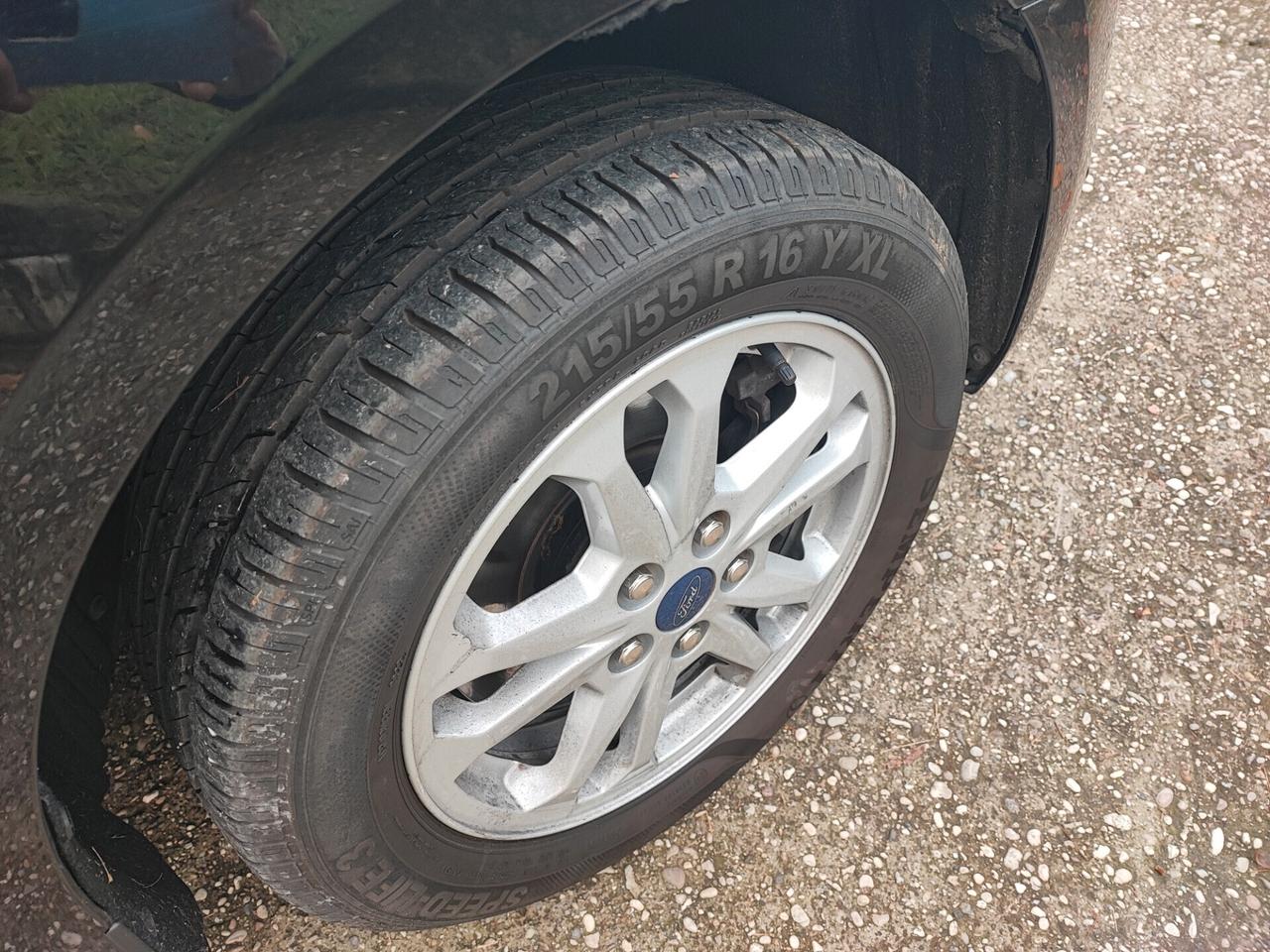 Ford Grand Tourneo Gancio Traino 7 Posti Euro 6