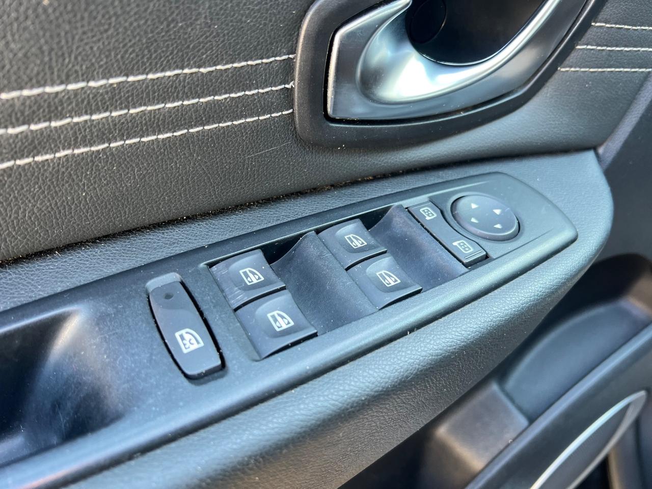 Renault Scenic 1.5 dCi 7 posti 110 CV