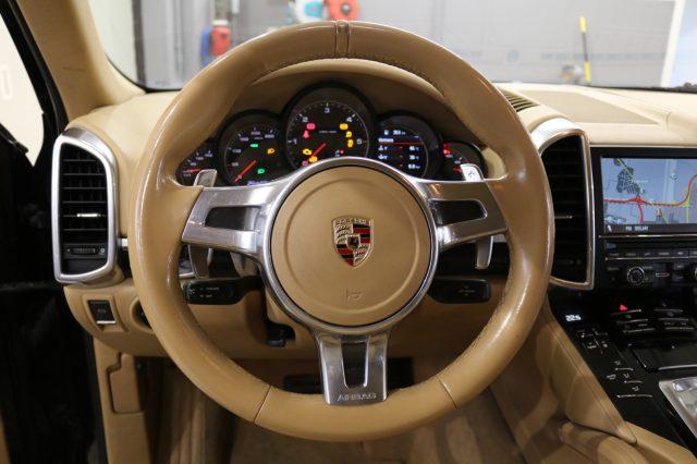 PORSCHE Cayenne 3.0 Diesel "" TETTO PANORAMICO / SERVICE PORSCHE""