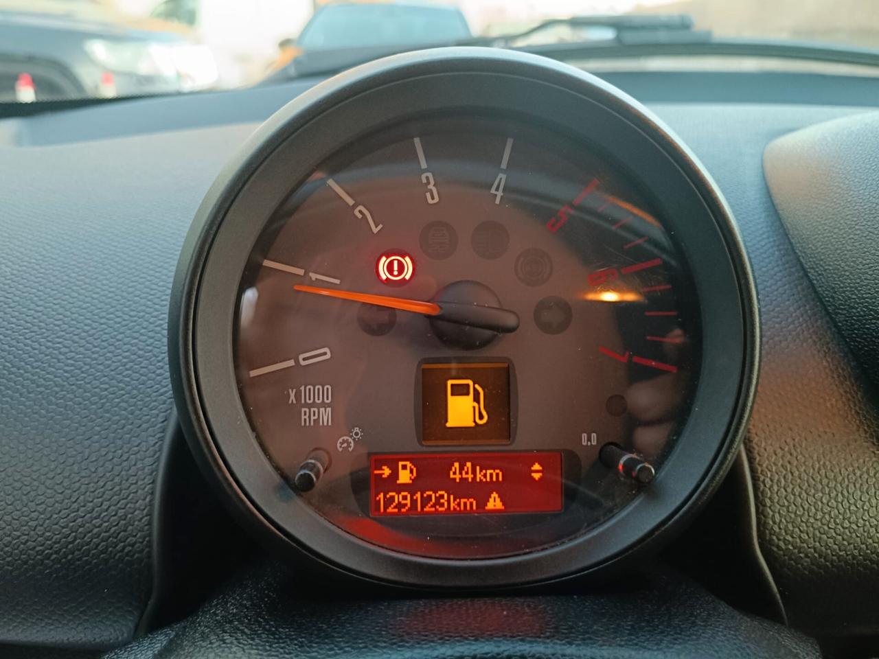 Mini Cooper D Countryman 1.6 2015 solo 129.000 Km.