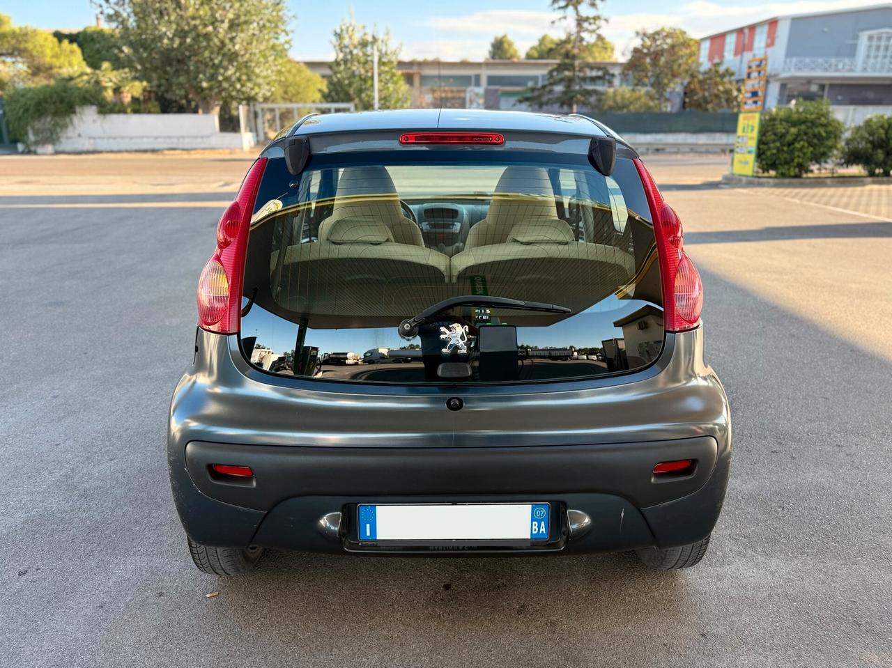 Peugeot 107 1.0 68CV 5p. Sweet Years