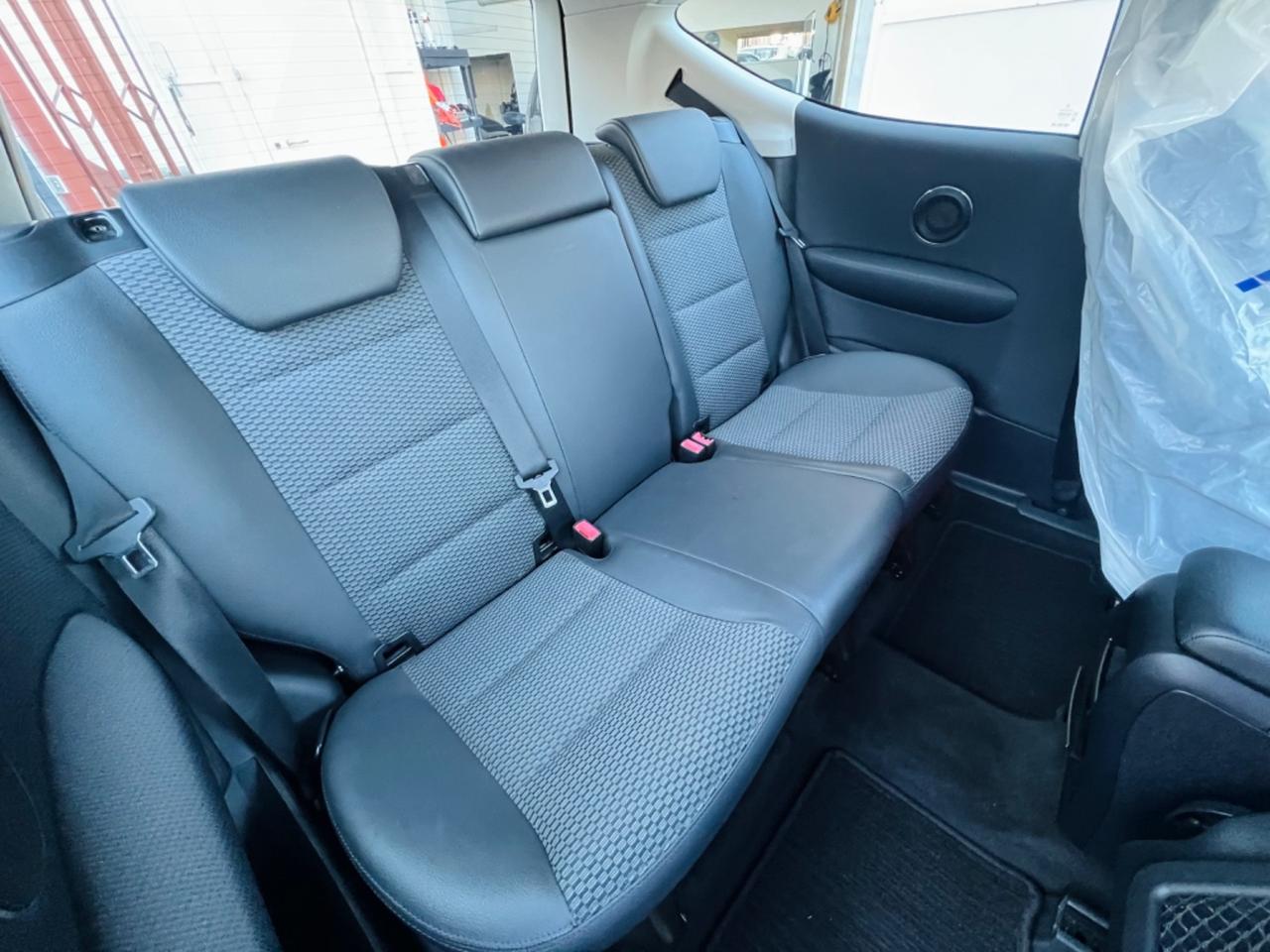 Mercedes-benz CON 12 MESI DI GARANZIA INCLUSA NEL PREZZO