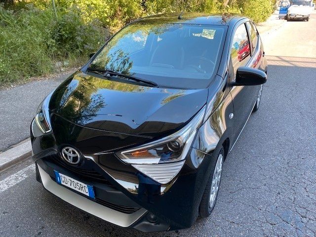 Toyota Aygo X 1.0 VVT-i 72 CV 5 porte Business