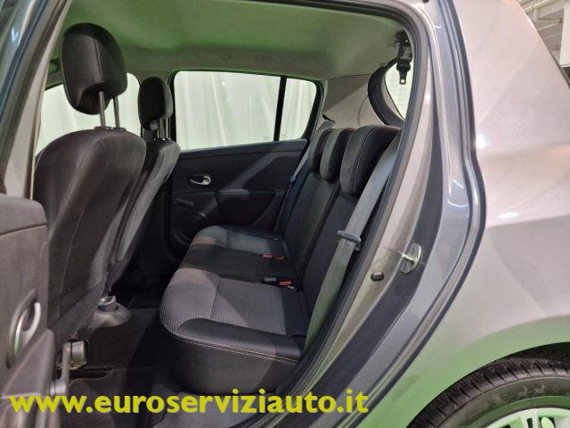 RENAULT Clio 1.2 16V 5 porte GPL Dynamique