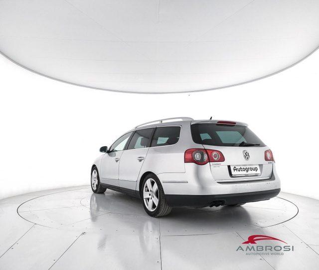 VOLKSWAGEN Passat 2.0 16V TDI Highline - PER OPERATORI DEL SETTORE