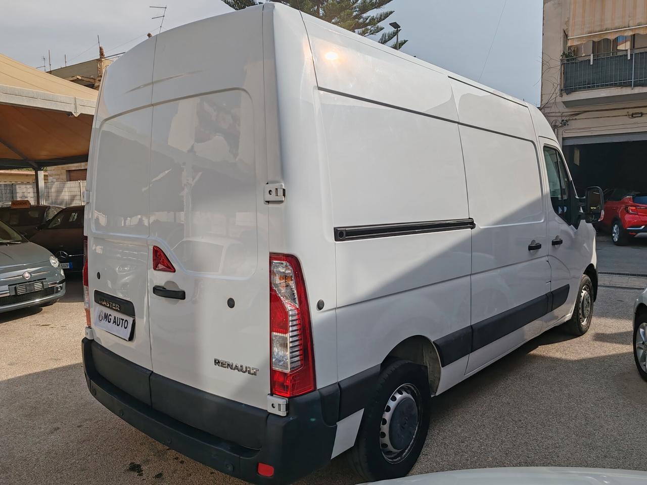 RENAULT MASTER TETTO ALTO
