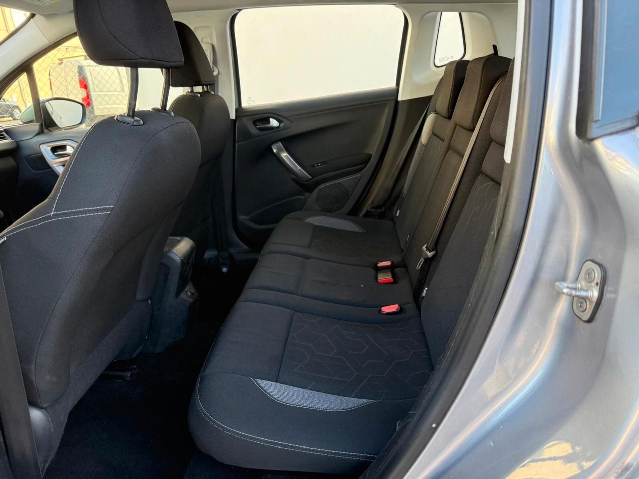 Peugeot 2008 BlueHDi 100 Active