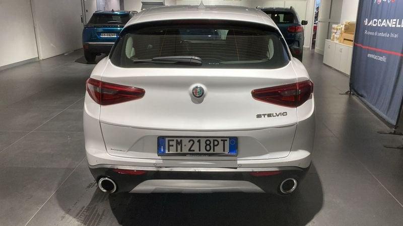 Alfa Romeo Stelvio Stelvio 2.2 Turbodiesel 180 CV AT8 RWD Executive