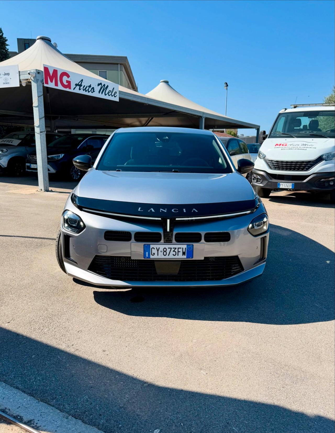 Lancia Ypsilon Hybrid e-DCT Edizione Cassina