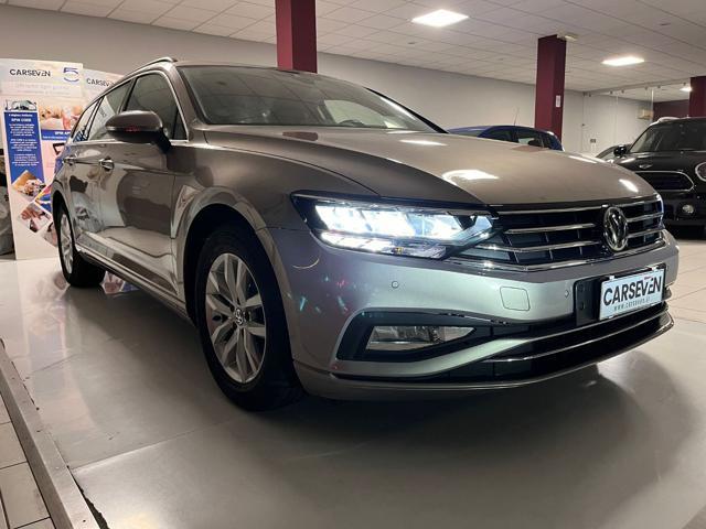 VOLKSWAGEN Passat Variant 1.6 TDI SCR DSG Business BMT