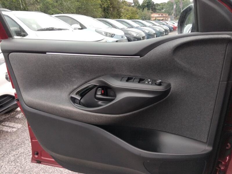 Toyota Yaris IV 2020 1.5h Lounge