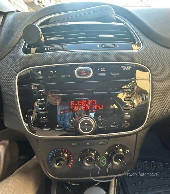 Fiat Punto 1.2 8V 69 CV 5 porte Street