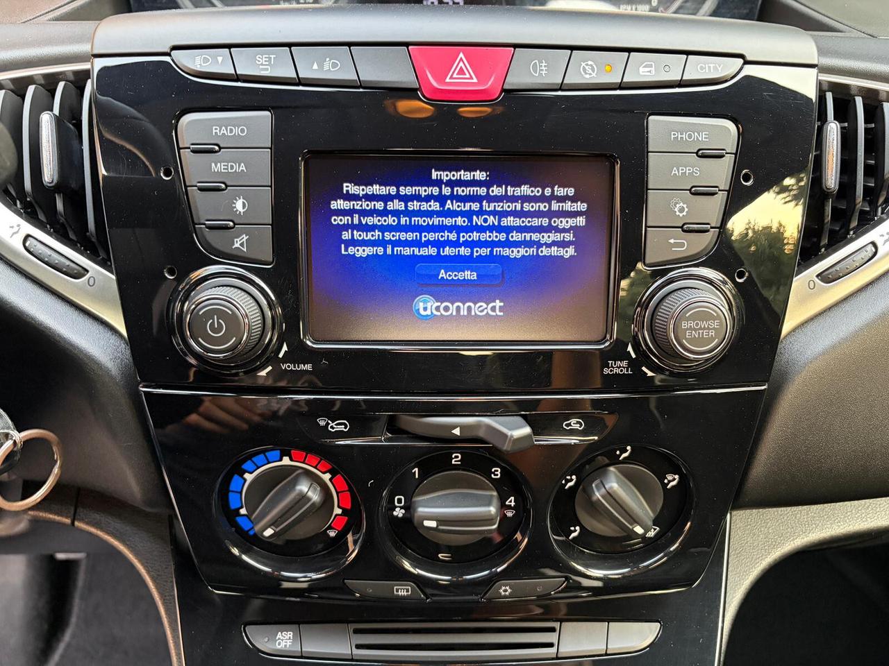 Lancia Ypsilon 1.3 MJT 95CV 5 porte S&S Platinum