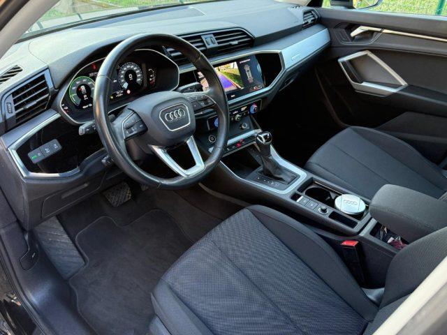 AUDI Q3 SPB 45 TFSI e S tronic Business Plus NAVI - MATRIX