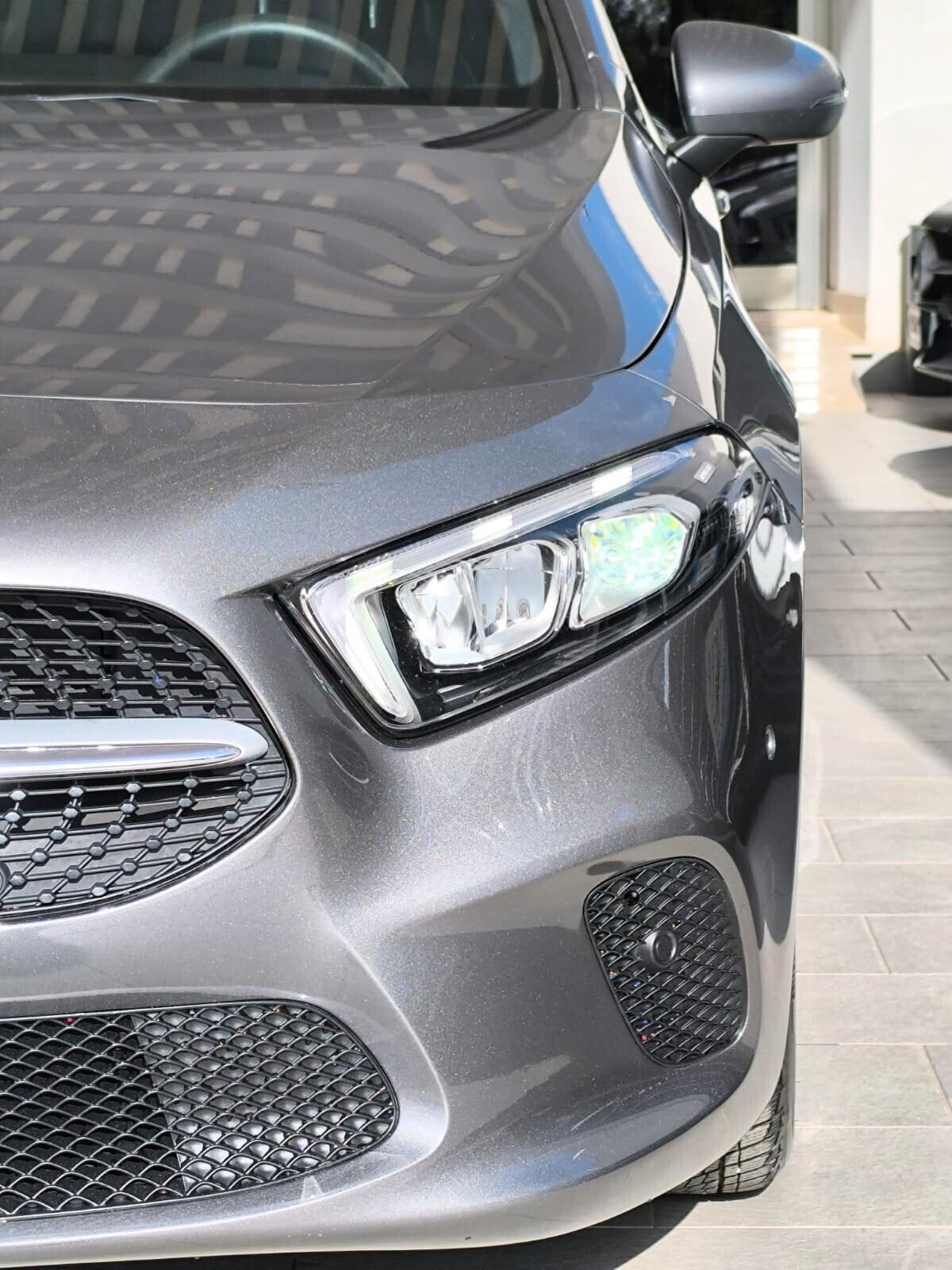 Mercedes A 180d Auto Business 2.0 cc 116 cv 2021