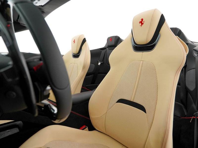 Ferrari Roma Spider Roma Spider 3.9 F1 dct