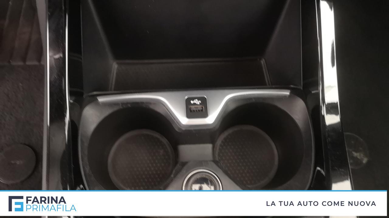 BMW Serie 1 F40 - 118d Msport auto