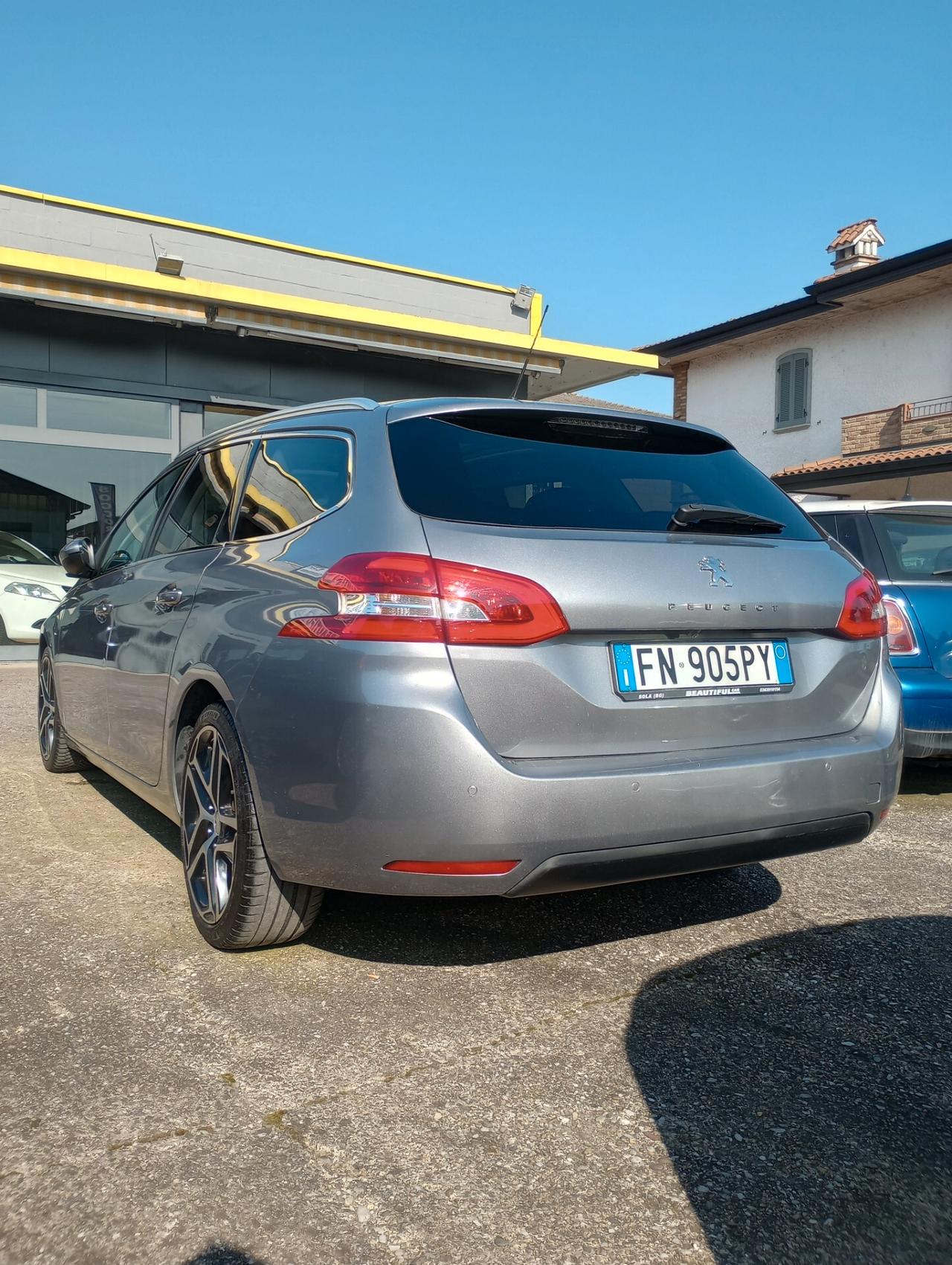 Peugeot 308 BlueHDi 120 S&S EAT6 SW Allure