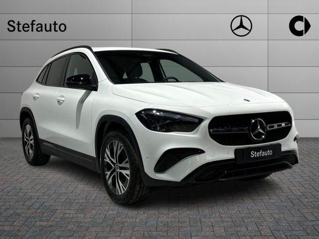 MERCEDES-BENZ GLA 200 d Automatic Progressive Advanced